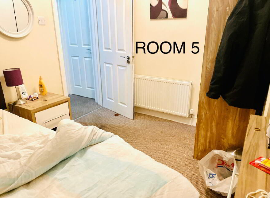 Tates Avenue, Room 5, All Bills Included, Belfast, BT9 7BY
