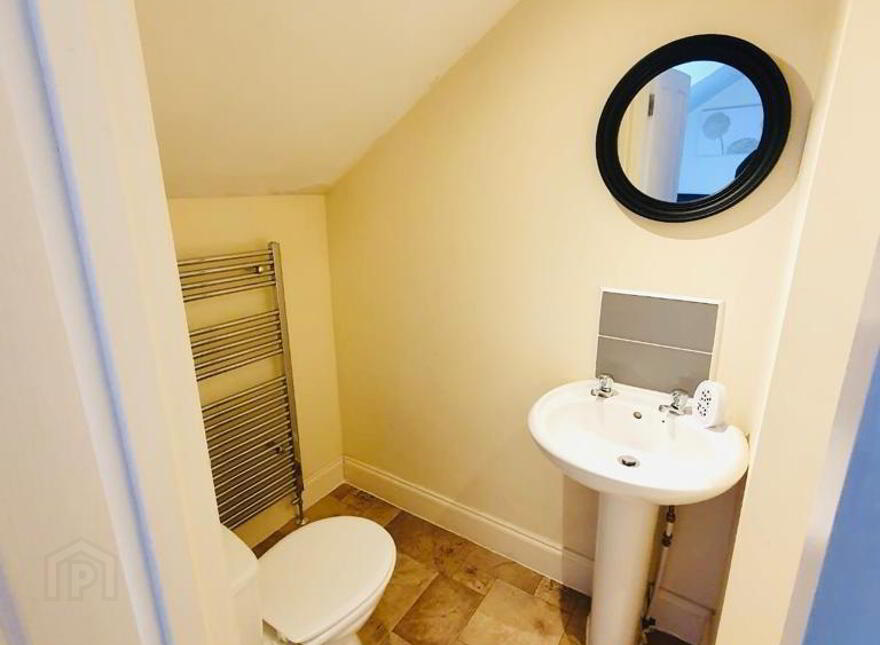 Tates Avenue, Ensuite Room 6, All Bills Included, Belfast, BT9 7BY