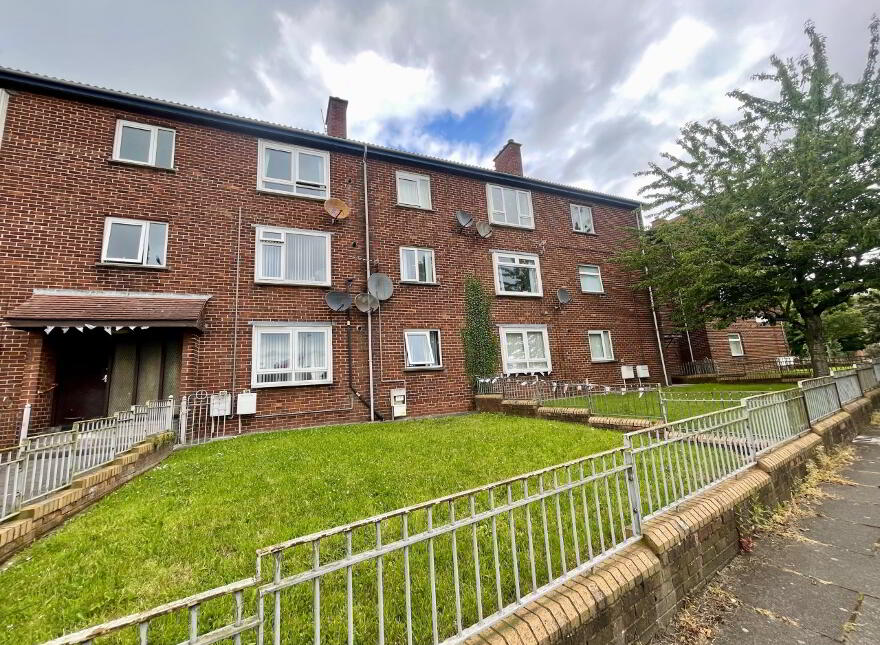 59 Rosebrook Grove, Carrickfergus, BT38 8NS