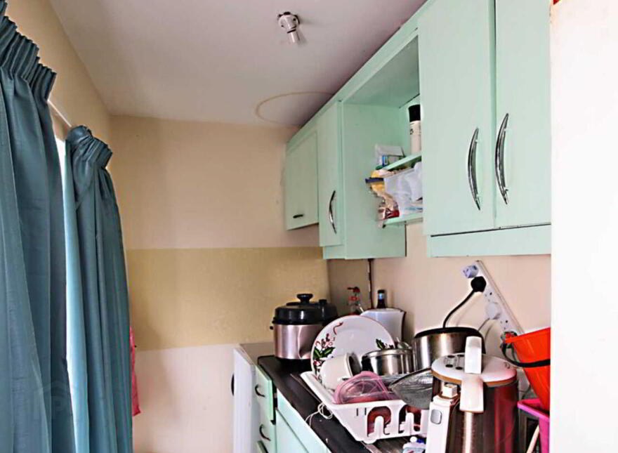 Restaurant &, 2 No. Apartments, Castle Street, Kells, A82HY18