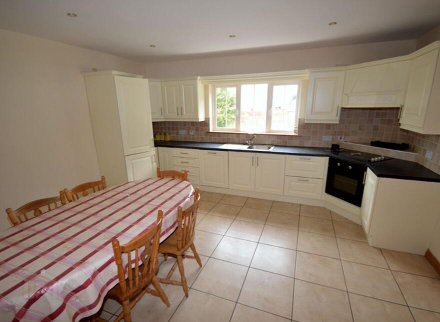 12a The Waterfront, Glebe, Killybegs, F94W426