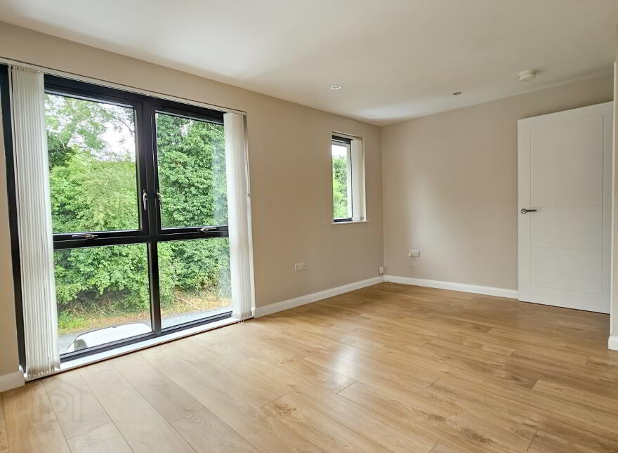 Apt 3, 49 O'Neill Road, Newtownabbey, BT36 6FS