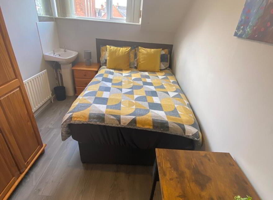 Westminster Street, Room 1, All Bills Included, Belfast, BT7 1LA