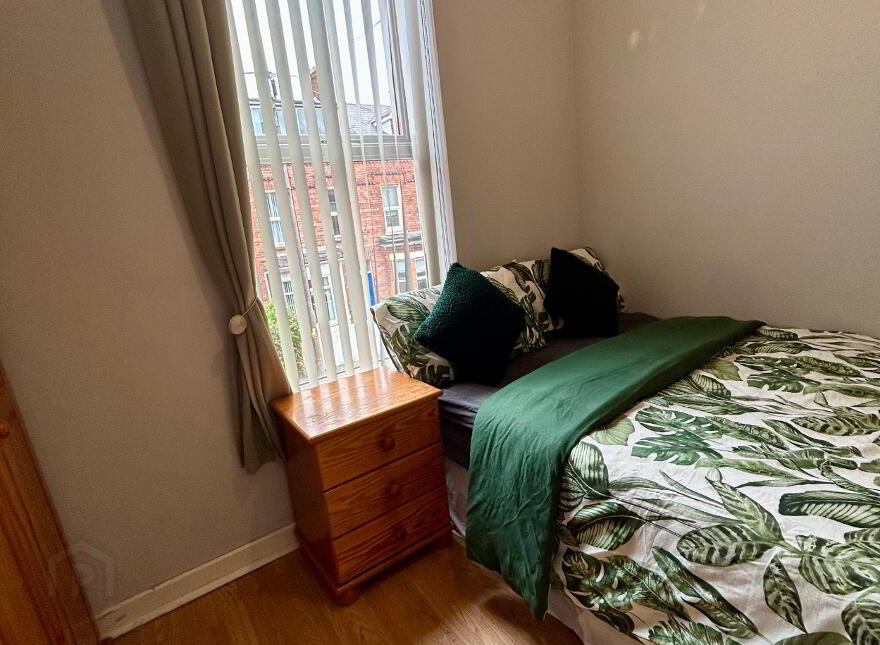 Westminster Street, Room 2, All Bills Included, Belfast, BT7 1LA