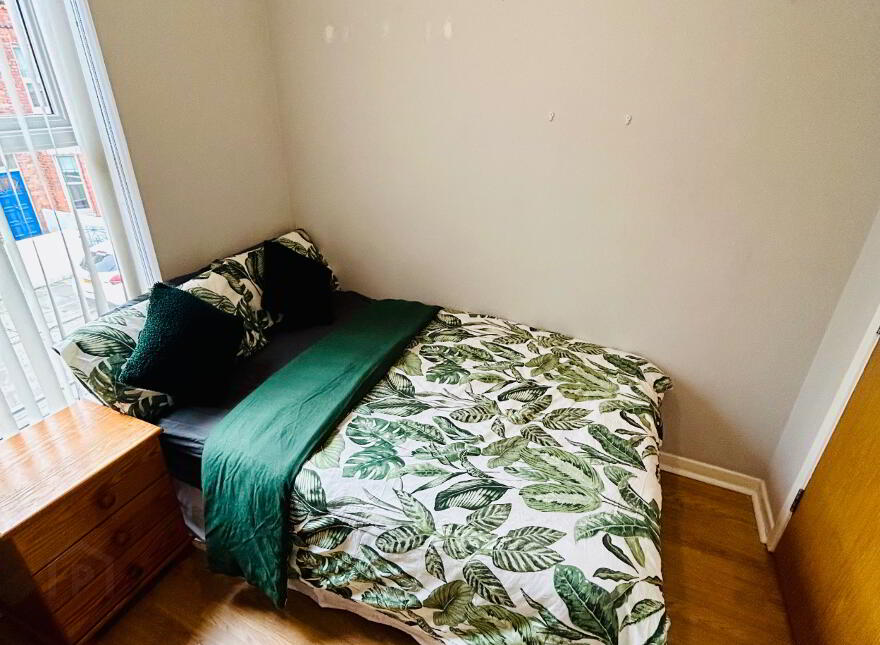 Westminster Street, Room 2, All Bills Included, Belfast, BT7 1LA