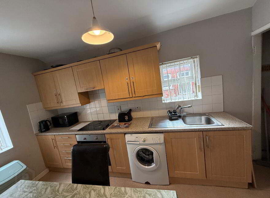 Westminster Street, Room 2, All Bills Included, Belfast, BT7 1LA