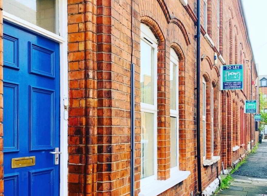 Westminster Street, Room 3, All Bills Included, Belfast, BT7 1LA photo