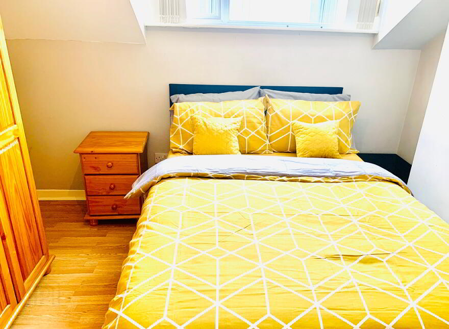 Westminster Street, Room 3, All Bills Included, Belfast, BT7 1LA