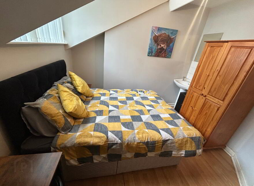 Westminster Street, Room 3, All Bills Included, Belfast, BT7 1LA photo