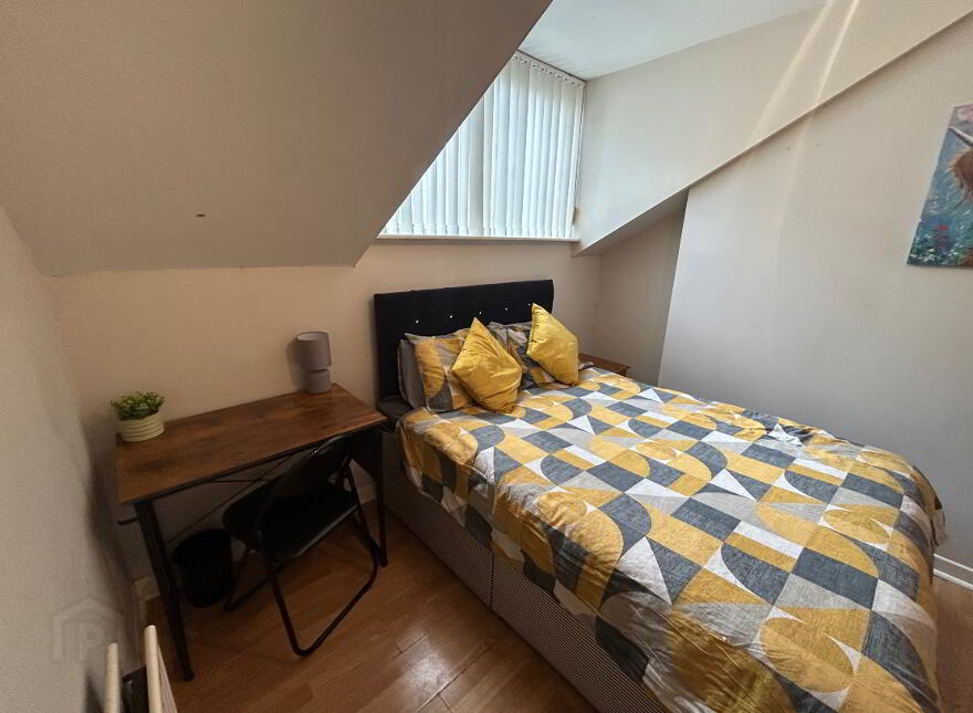 Westminster Street, Room 3, All Bills Included, Belfast, BT7 1LA