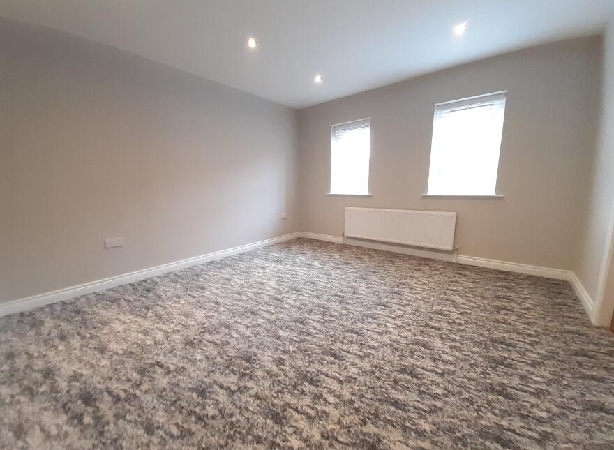 Ht4, Rowan Manor, Tullygally Road, Craigavon