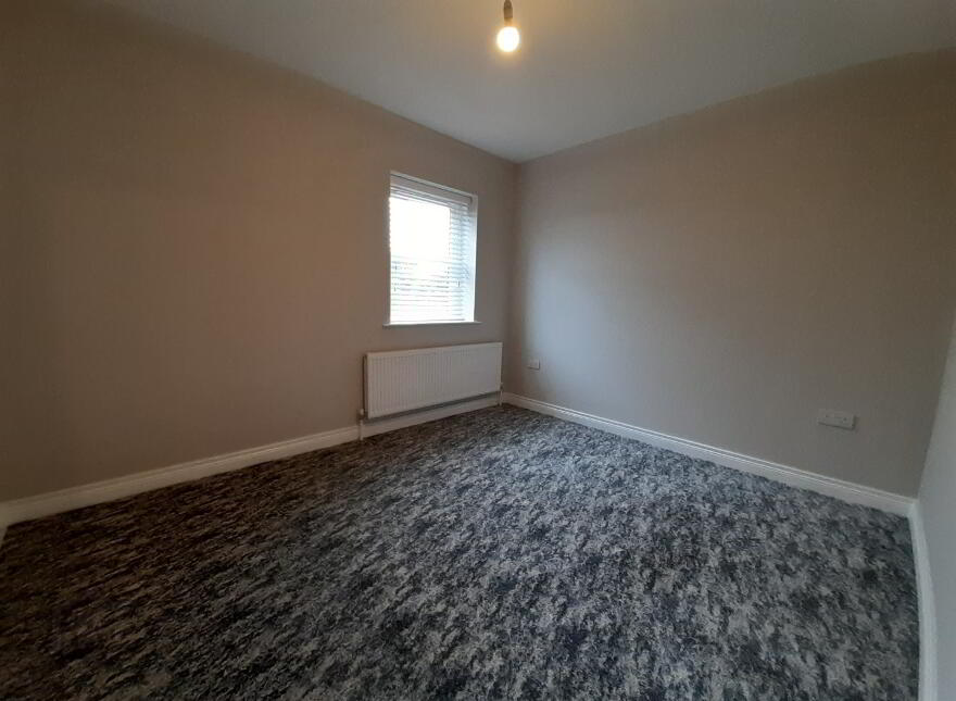 Ht4, Rowan Manor, Tullygally Road, Craigavon