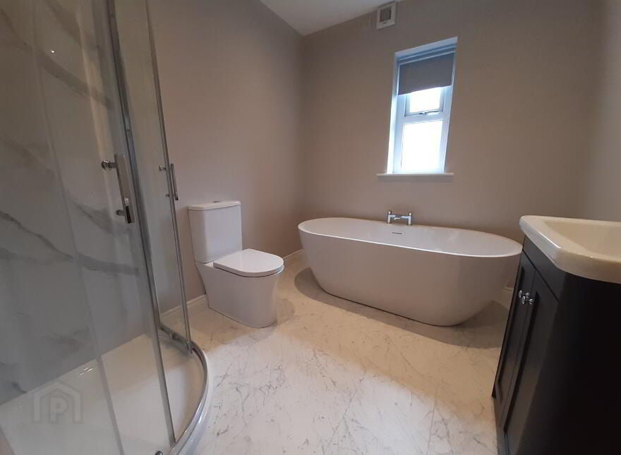 Ht4, Rowan Manor, Tullygally Road, Craigavon