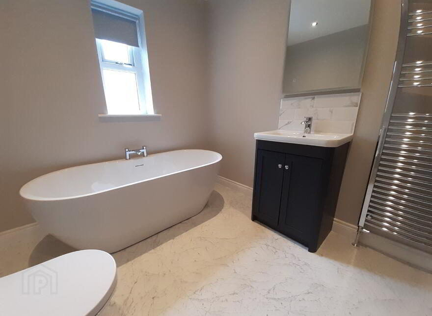 Ht4, Rowan Manor, Tullygally Road, Craigavon