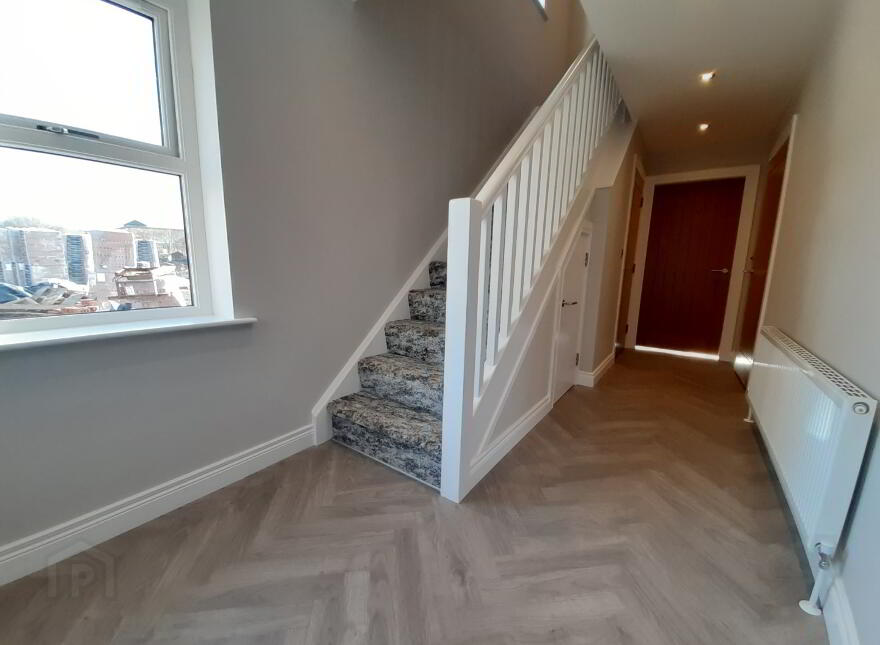 Ht4, Rowan Manor, Tullygally Road, Craigavon