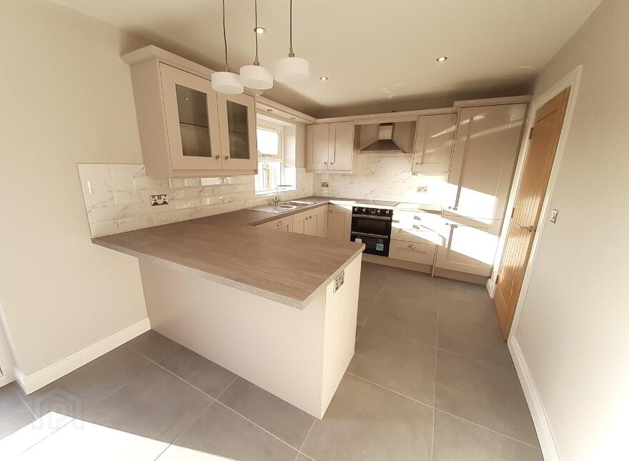 Ht4, Rowan Manor, Tullygally Road, Craigavon
