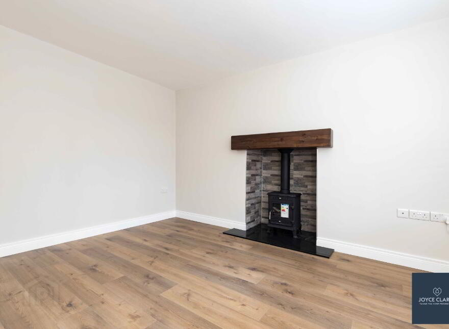 Ht5, Rowan Manor, Tullygally Road, Craigavon