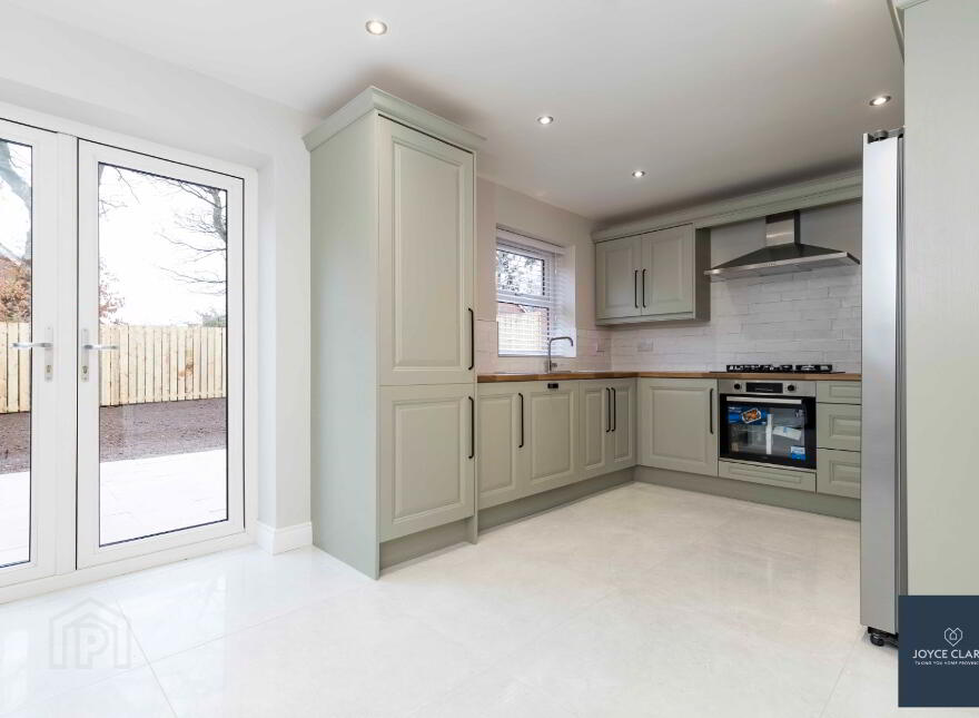 Ht5, Rowan Manor, Tullygally Road, Craigavon