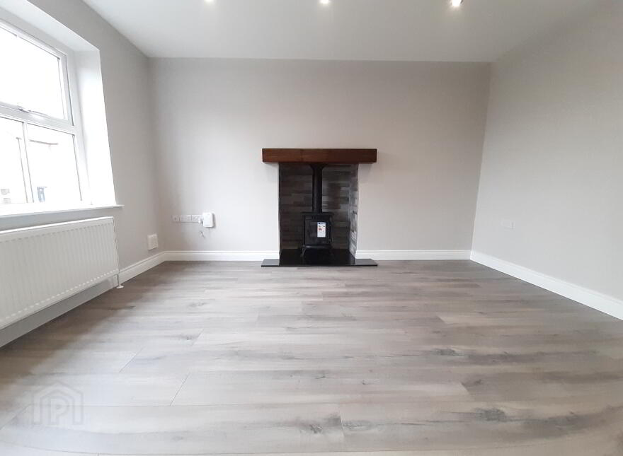 Ht5, Rowan Manor, Tullygally Road, Craigavon