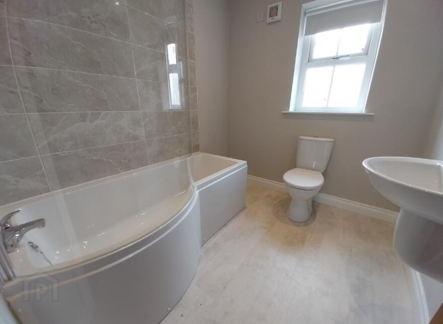 Ht5, Rowan Manor, Tullygally Road, Craigavon