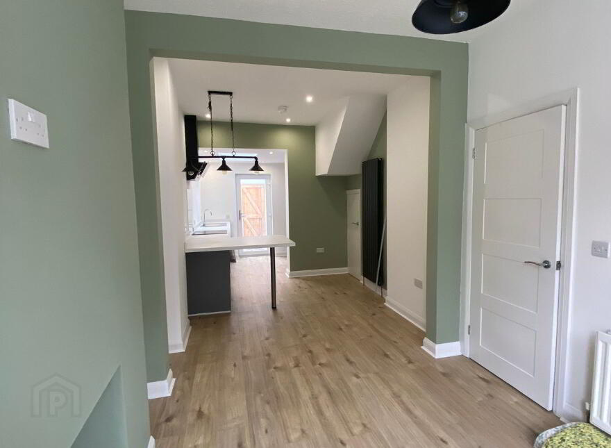 34 Lichfield Avenue, Belfast, BT5 5JQ