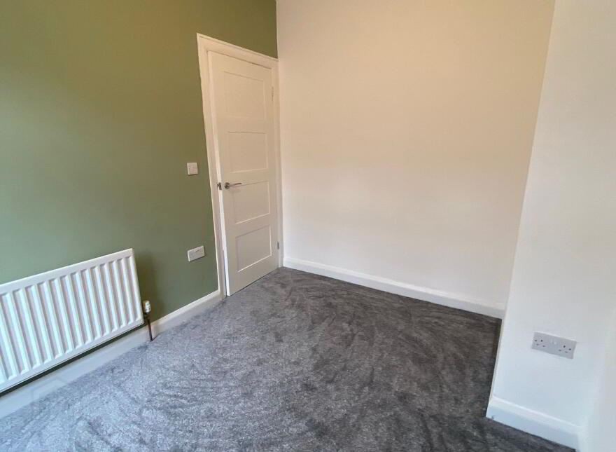 34 Lichfield Avenue, Belfast, BT5 5JQ