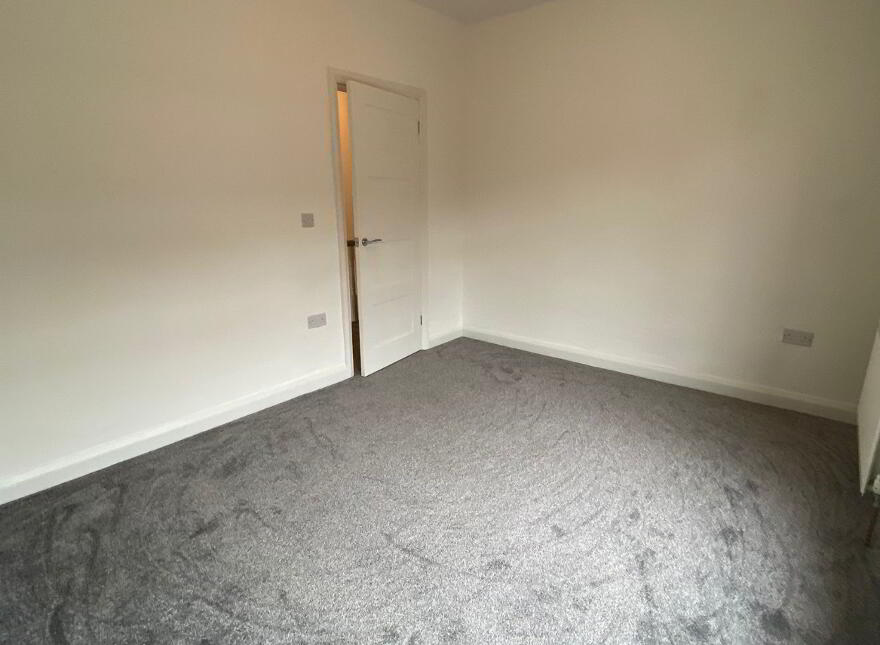 34 Lichfield Avenue, Belfast, BT5 5JQ