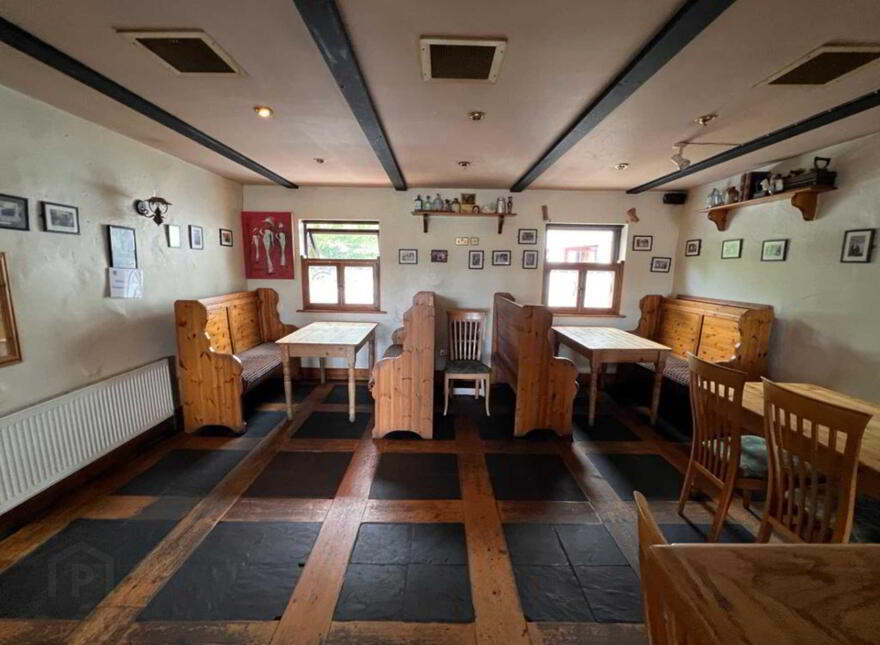 Mary Murrins Bar, Bruckless, Dunkineely, F94DD27
