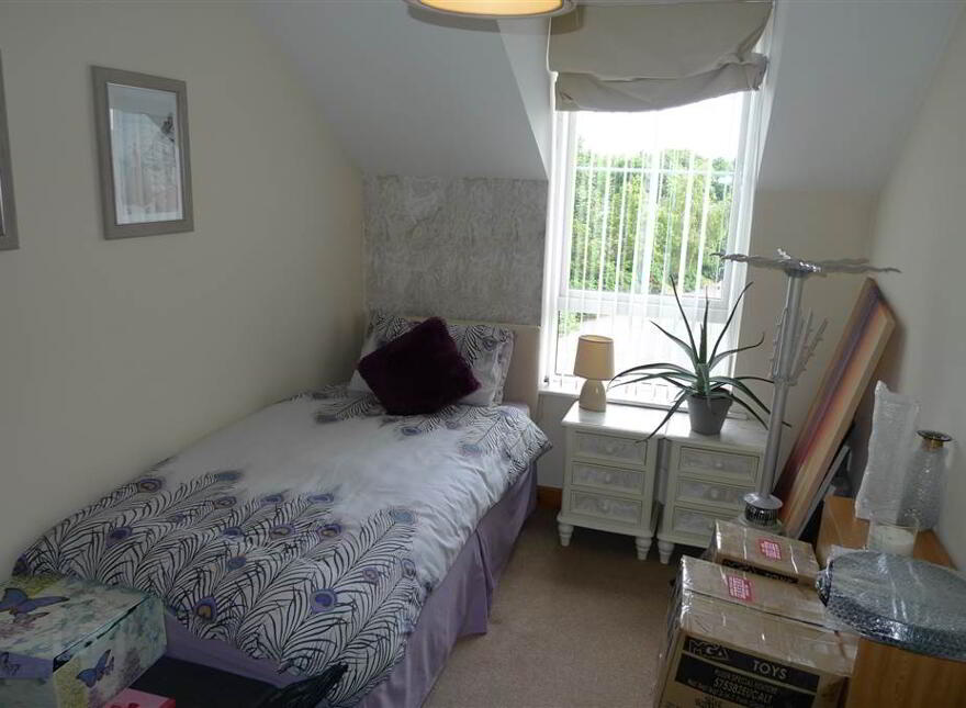 Apt 14, 150 Larkfield Road, Belfast, BT4 1QF