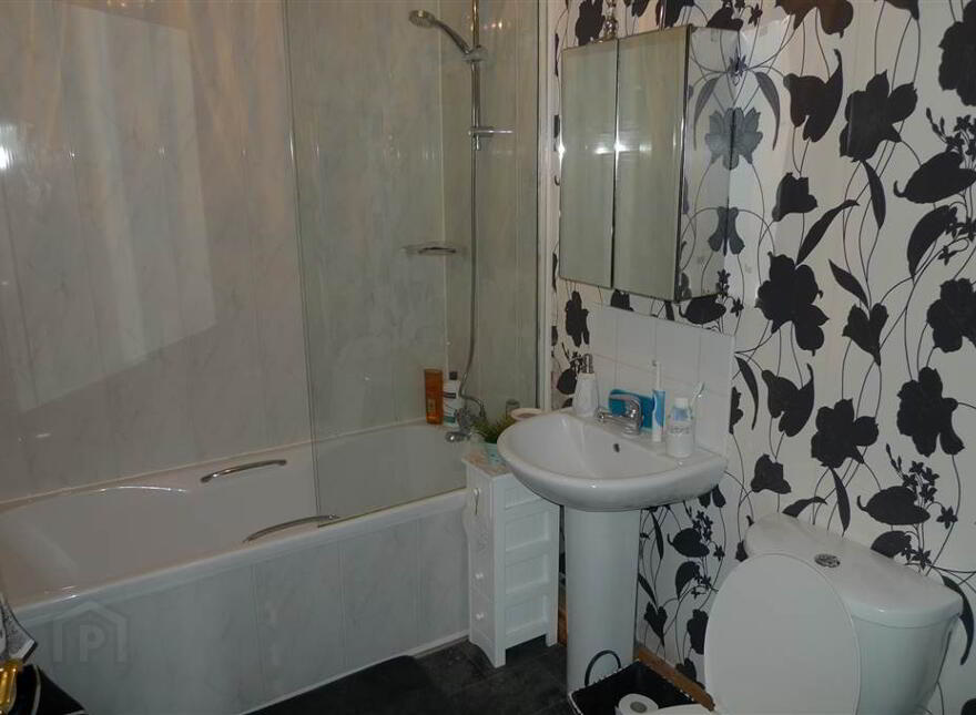 Apt 14, 150 Larkfield Road, Belfast, BT4 1QF