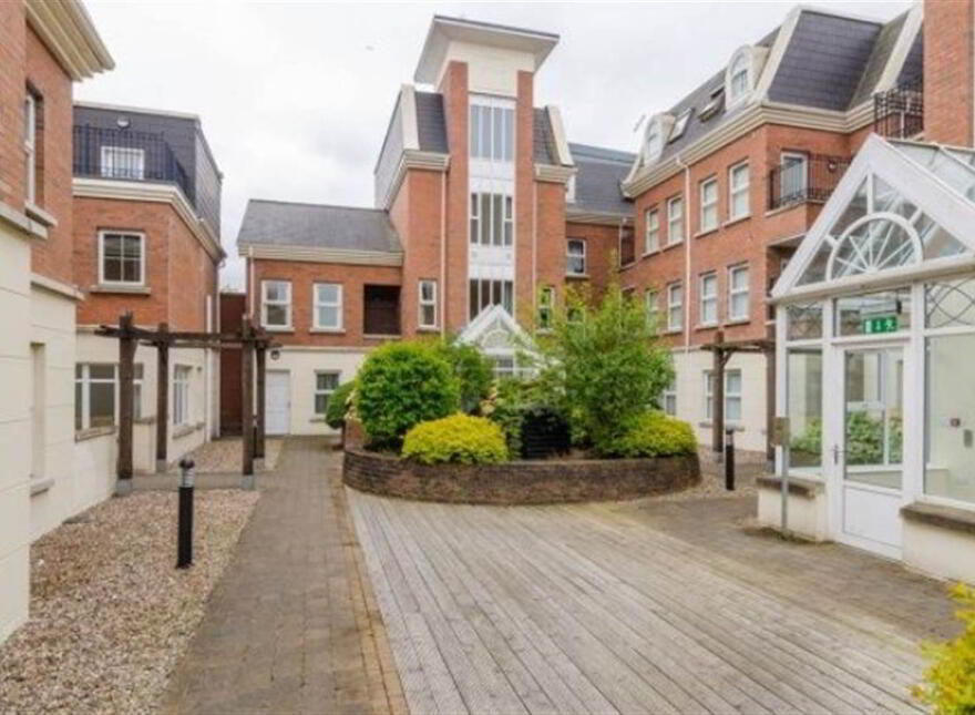 36 Ashley Courtyard, 1a Fane Street, Belfast, BT9 7BW
