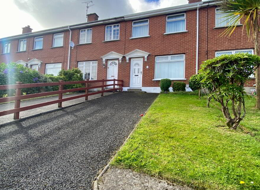 83 Winchester Park, Derry/Londonderry, BT47 6TT photo