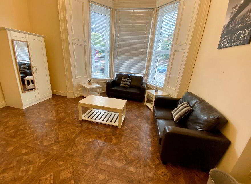Lisburn Road, Room 3, Most Bills Included, Belfast, BT9 6BT