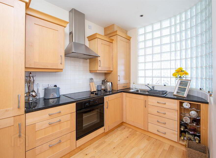 67a Warren Road, Donaghadee, BT21 0PQ