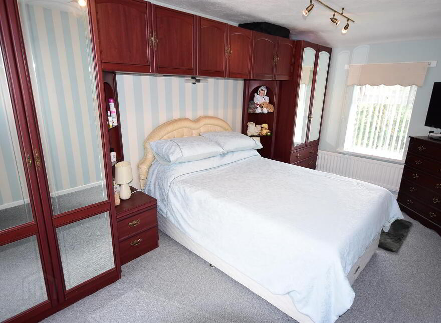 17 Drumsough Road, Randalstown, BT41 2NW