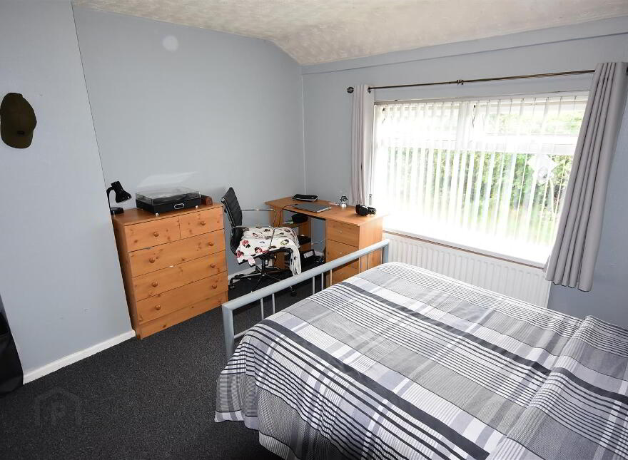 17 Drumsough Road, Randalstown, BT41 2NW