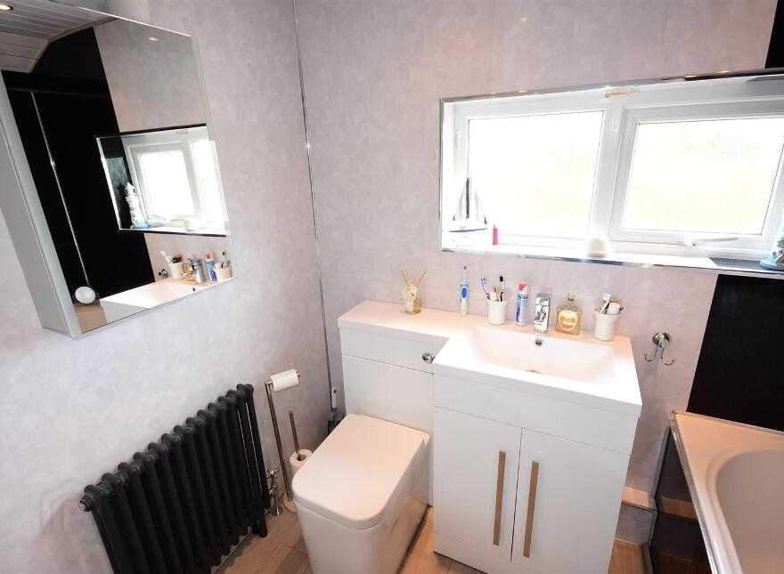 17 Drumsough Road, Randalstown, BT41 2NW