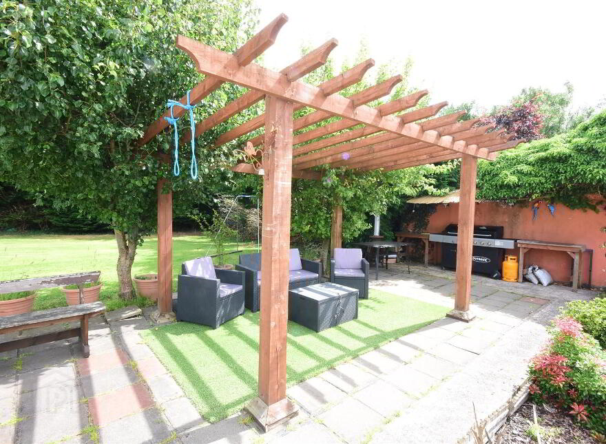 17 Drumsough Road, Randalstown, BT41 2NW
