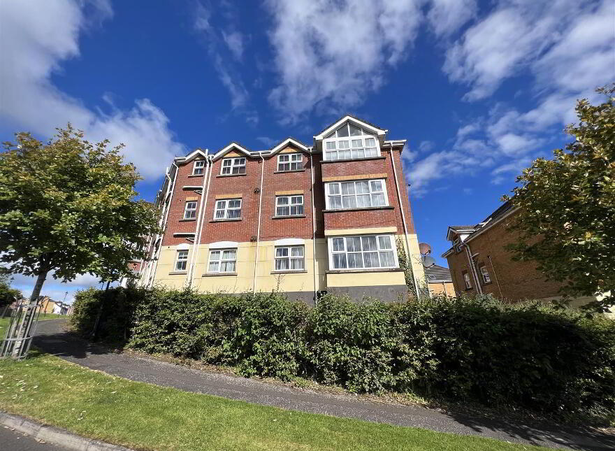 Recently Added Property For Sale in Derry / Londonderry PropertyPal