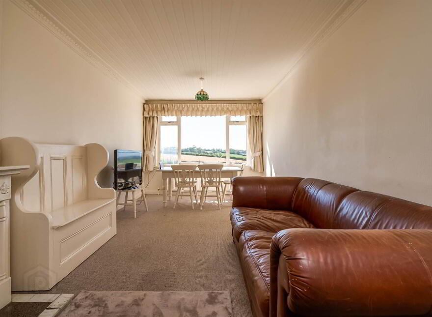 38 Knockbracken Road, Belfast, BT8 6SE