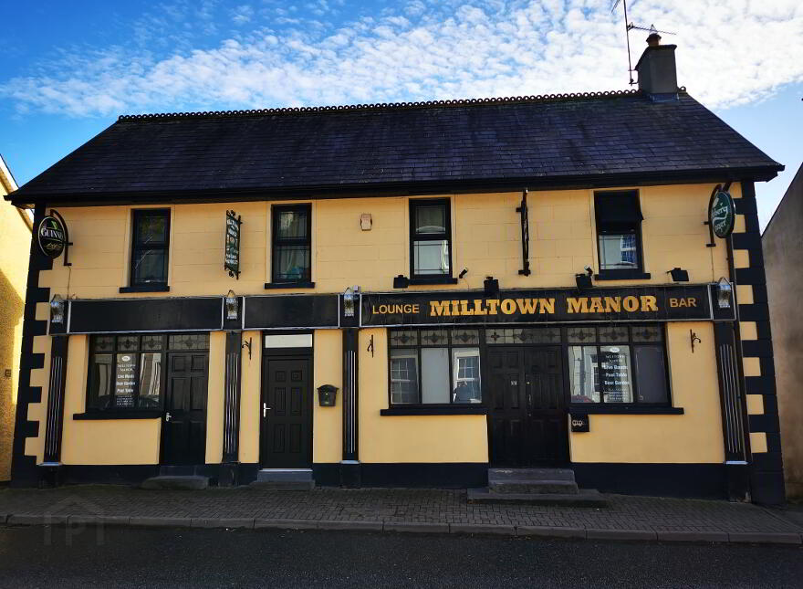 Milltown Manor Pub/Restaurant & Apartments, Enniskillen, BT94 3GJ