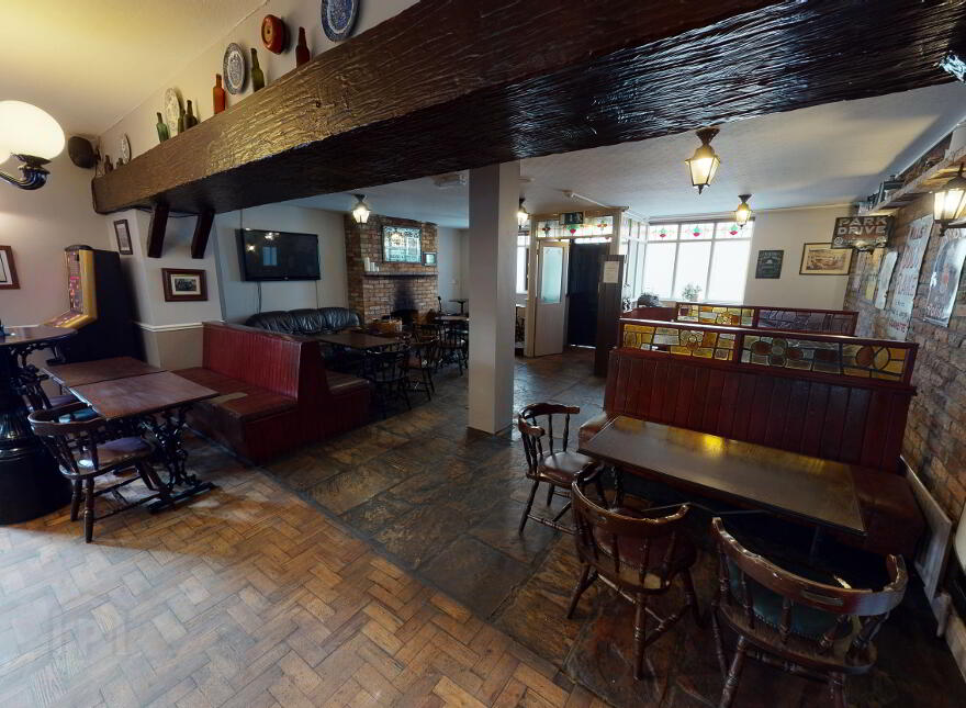 Milltown Manor Pub/Restaurant & Apartments, Enniskillen, BT94 3GJ
