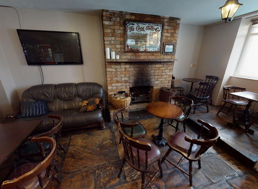 Milltown Manor Pub/Restaurant & Apartments, Enniskillen, BT94 3GJ