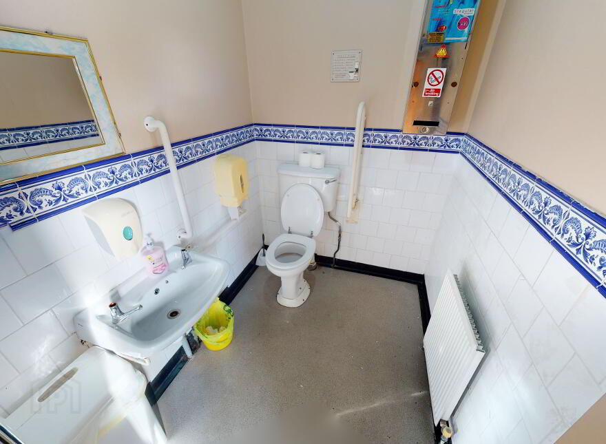 Milltown Manor Pub/Restaurant & Apartments, Enniskillen, BT94 3GJ