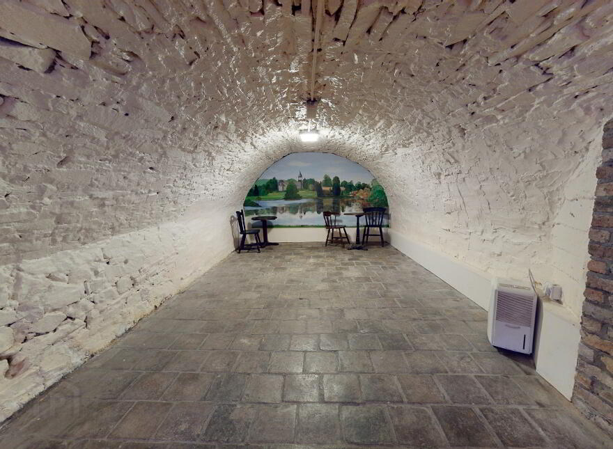 Milltown Manor Pub/Restaurant & Apartments, Enniskillen, BT94 3GJ