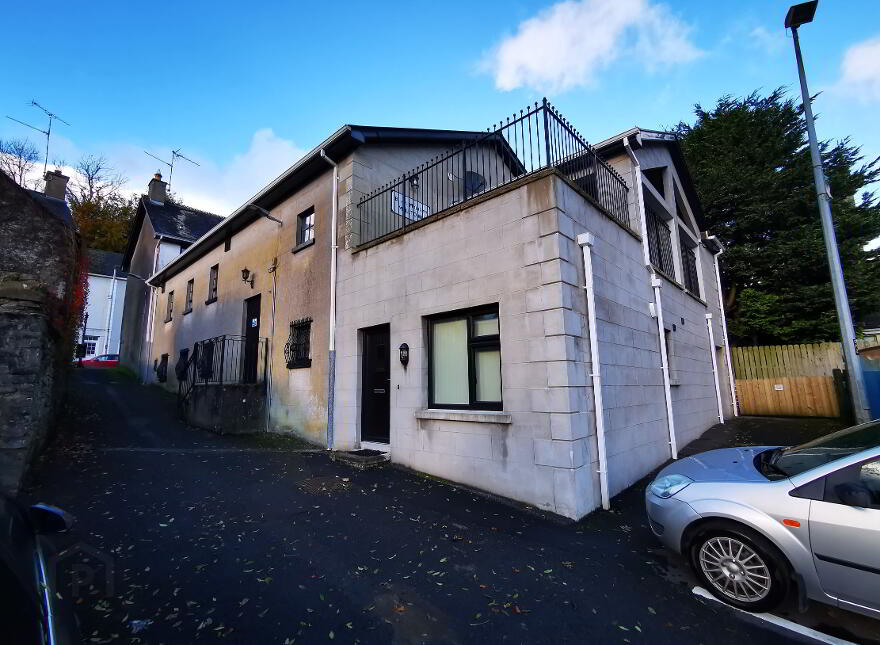 Milltown Manor Pub/Restaurant & Apartments, Enniskillen, BT94 3GJ
