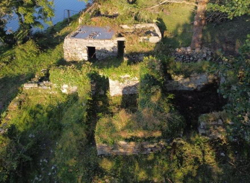 Circa 10.7 Acres Of Land, With Old Ruins, Located, Derreen, AT