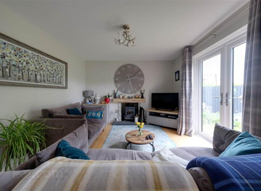 23 Hazeldene Park photo 4