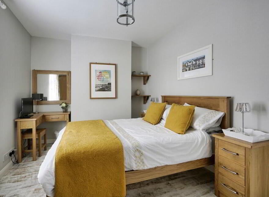 Glenside, 5 Main Street, Crawfordsburn, Bangor, BT19 1JF