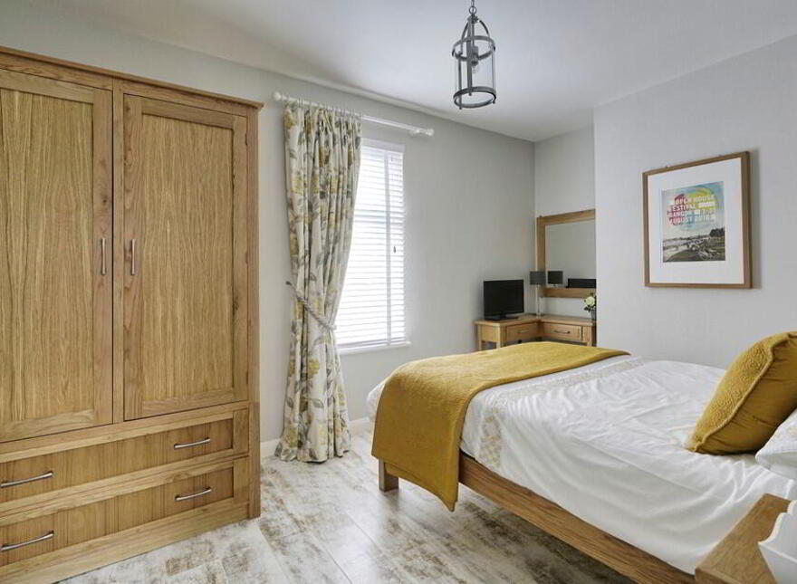 Glenside, 5 Main Street, Crawfordsburn, Bangor, BT19 1JF